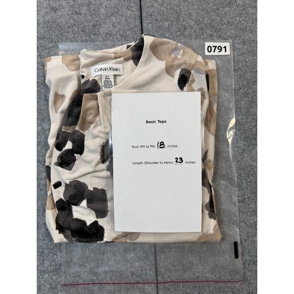 Calvin Klein Blouse Top Womens Large Beige Floral Classic Long Sleeve Round Neck - Picture 6 of 6